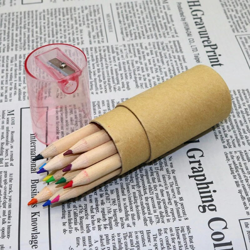 1 gab. Kraftpapīra kasetnes Daudzkrāsains zīmulis 12 krāsu ielāde asināmā vāka zīmēšanas krāsa svina krāsu zīmuļa krāsa