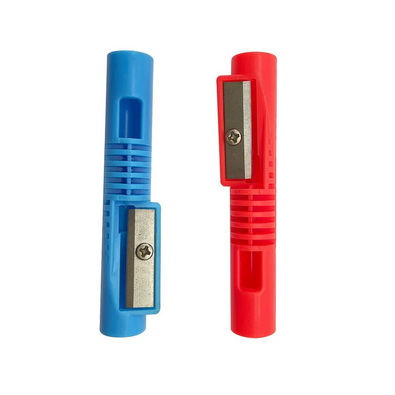 Õpilane varustab multifunktsionaalset vilekujulist pliiatsiteritajat koos pliiatsipikendusfunktsiooniga 241A