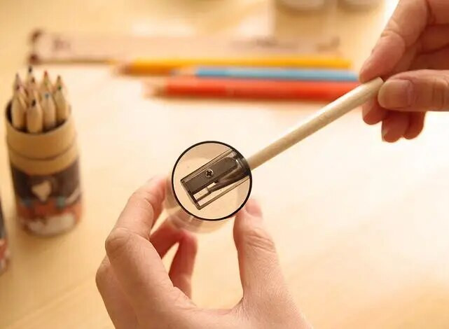 12tk / komplekt, 12 erinevat värvilist puidust teritajaga pliiatsit koolilastele kirjutamiseks, värvipliiats kunstimärgistamiseks, märkmete tegemiseks