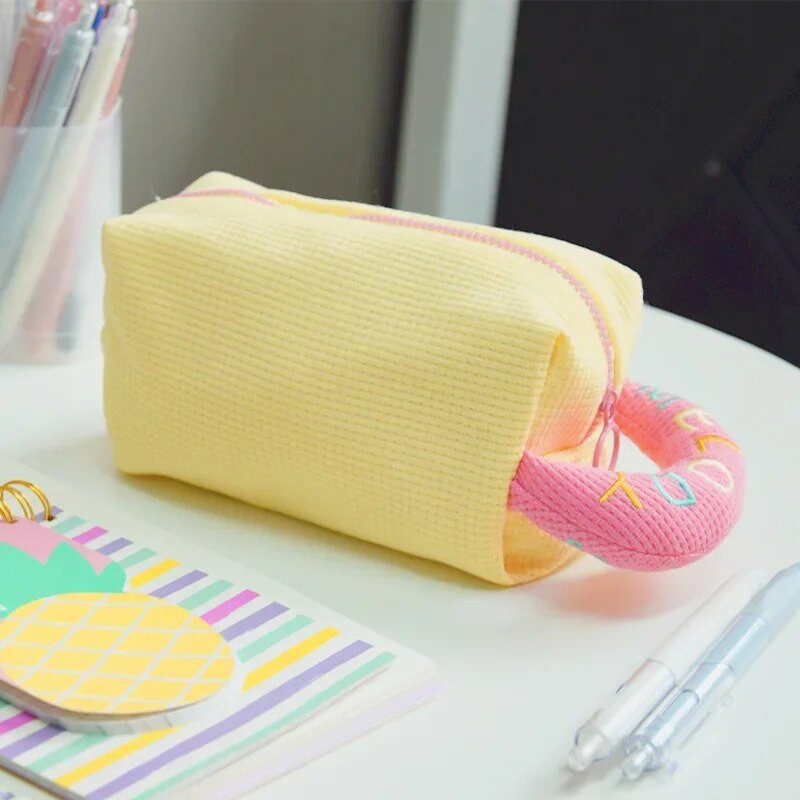 Macaron Cream Puff plīša zīmuļu maisiņš Liela ietilpība Trusītis Cute Girl Kancelejas piederumu zīmuļu maisiņš Atpakaļ uz skolu