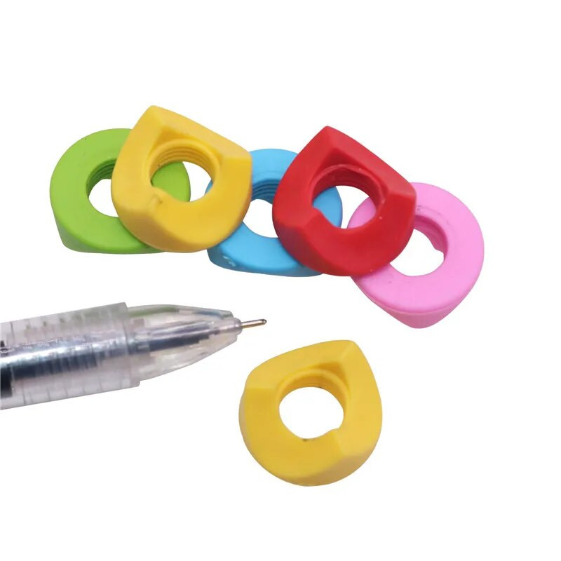 20 gab. Silikona pildspalvas turētājs rakstīšanas pozas korekcijas gēla pildspalvas palīgrokturis, trīsstūrveida diegu pildspalvas studentu piederumi