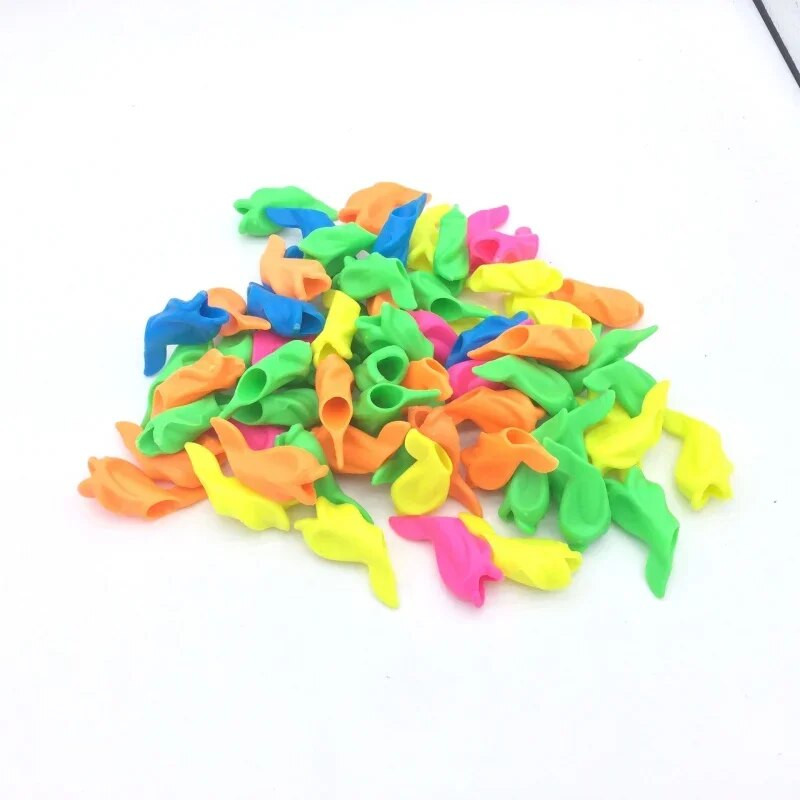 20 tk. Uus armas silikoonist kalast pliiatsi käepide, õpilastele mõeldud kirjutusklambritega pliiatsi varrukas.