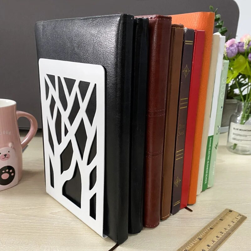 2gab. Grāmatu statīvs Grāmatu statīva atbalsta paraugs.