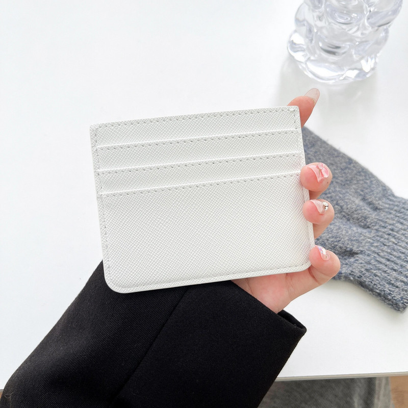 DIKARCCI luksuslik minimalistlik nahast ID-kaardi hoidja, kommivärvi pangakrediitkaardi kinkekarp, mitme pesaga õhuke kaardikarp