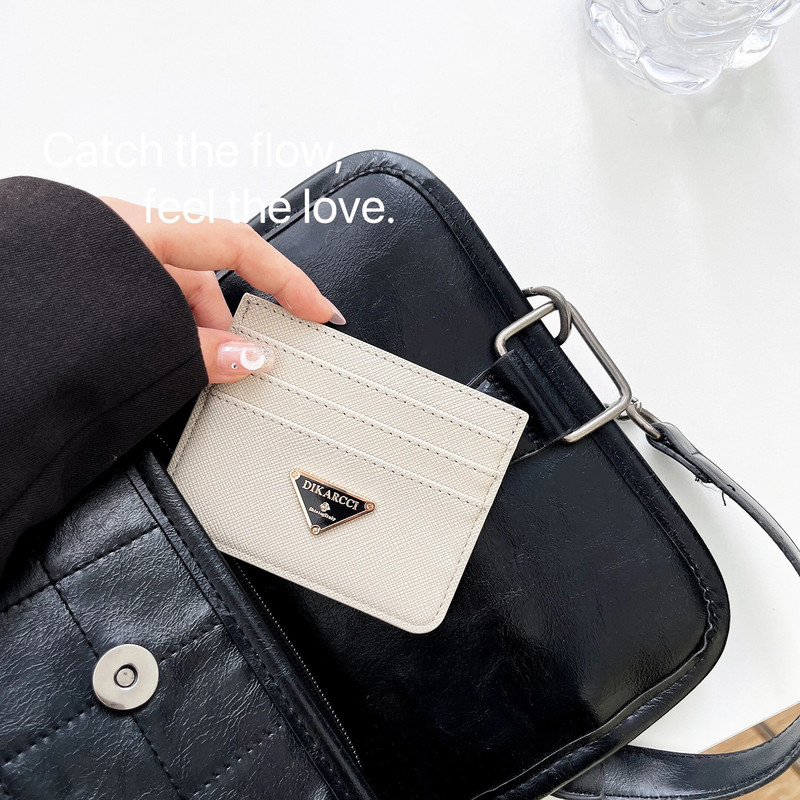 DIKARCCI luksuslik minimalistlik nahast ID-kaardi hoidja, kommivärvi pangakrediitkaardi kinkekarp, mitme pesaga õhuke kaardikarp