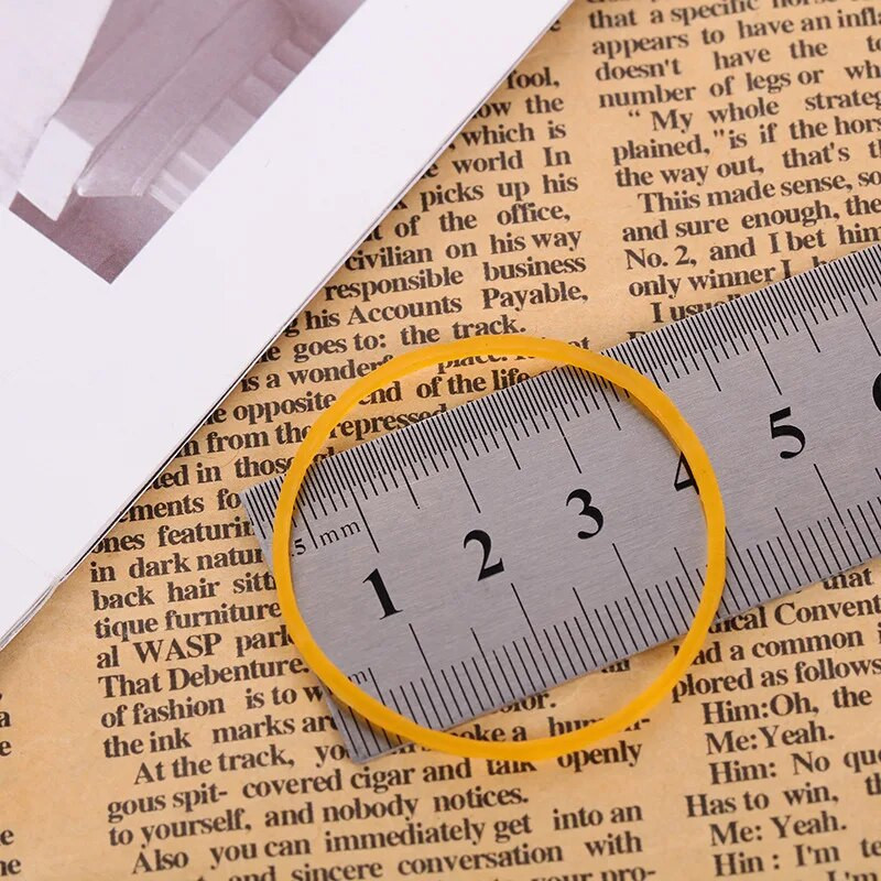 100 vnt. Aukštos kokybės įvairaus dydžio juostos Klijai Tvirtinimo detalės Stiprios elastinės guminės juostos Biuro mokiniams Mokyklinės raštinės reikmenys