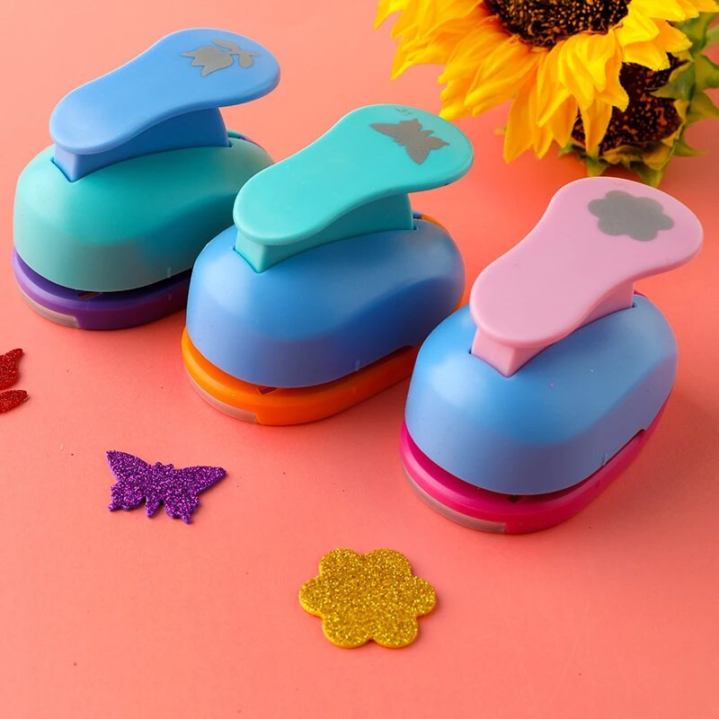 15 Mm mini albumu perforatori, ar rokām darināti griezēji, kartīšu amatniecības kalikonu drukāšana bērniem, ziedu papīrs, amatniecības perforators caurumu perforatora forma