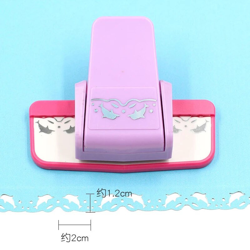 Naujas išgalvotas ažūriniai nėriniai „pasidaryk pats“ rankinis įrankis, popieriaus įspaudimo mašina, rankdarbių reljefas, skirtas popieriaus iškarpų knygelėms, mokyklinėms dovanoms kūdikiams