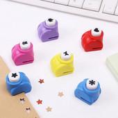 1 vnt Kawaii Student Hole Punch „Pasidaryk pats“ rankų darbo pjaustytuvas kortelių spausdinimo perforatorius Rožės širdies drugelio formos perforatorius