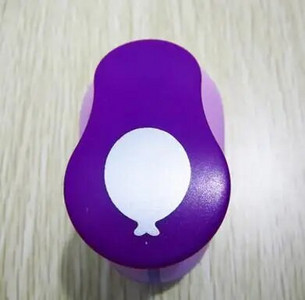 53 stila 2,5 cm ar rokām darināti amatniecības un scrapbooking rīki Papīra perforators fotoattēlu galerijai DIY dāvanu karšu perforatori Reljefa ierīce YH15