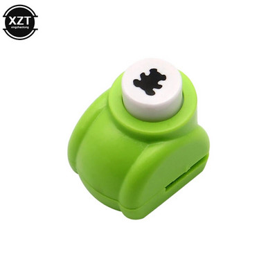 1 vnt Vaikiškas mažas spausdinimo popierius Rankų formavimo iškarpų knygelė Žymos Kortelės Amatai „Pasidaryk pats“ gėlių popierius Amatai Punch Hole Puncher 7 forma