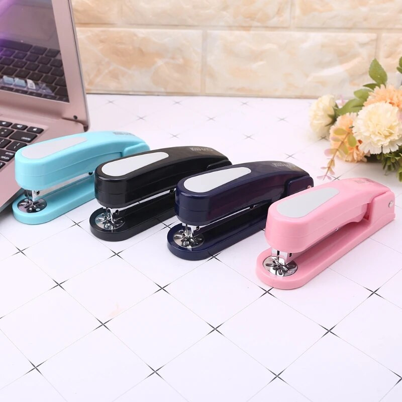 L74A 360-kraadine pöörlev klammerdaja 2-25 lehte A4 paberimahuga Köitmismasin Käsitsi köitmistarbed kontori kodukooli jaoks