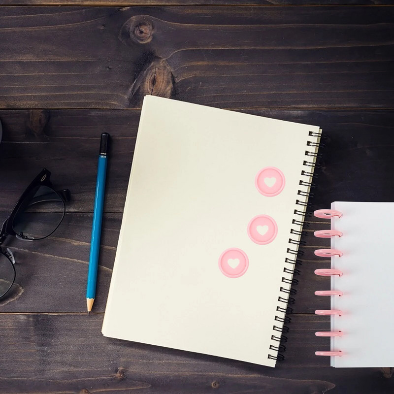 50 gab. Grāmatu piederumi Piezīmjdatora Sirds Diski Iesiešanas Apaļas Brīvu lapu saistviela Plastmasas stiprinājumi