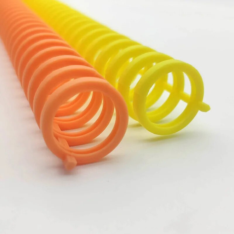 Λωρίδα βιβλιοδεσίας 16 χιλιοστών A4 30 οπών Κλιπ βιβλιοδεσίας με χαλαρό φύλλο για σημειωματάριο Κλιπ σπειροειδούς πηνίου Χαρτί Πλαστικά βιβλιοδεσία για το σχολείο