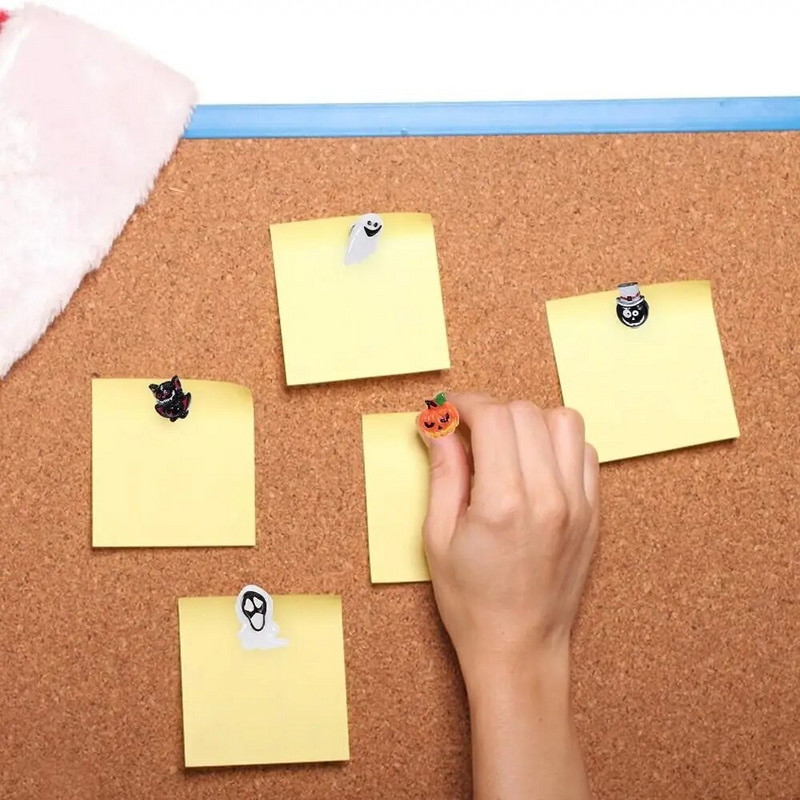 Köitmistarvikud Halloweeni nööpnõelad Pöidlakaustad Seinatahvlite naastud Halloweeni Push Pins Kirjatarbed Karbis