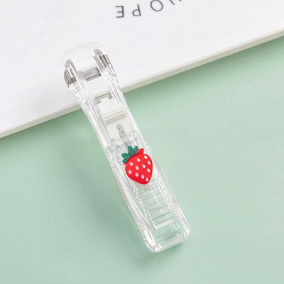 Jauka stūmēja saspraudes rokas papīra griešanas mašīna un uzpilde Metāla skavotāju saspraudes dokumentu iesiešanai Kancelejas piederumi Uzlabots, nebojājams papīrs