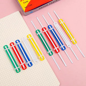 Daudzkrāsu iesiešanas sprādzes Izturīgi, ērti lietojami iesiešanas klipši ātrai drošai vaļēju dokumentu iesiešanai 50gab 2 caurumu