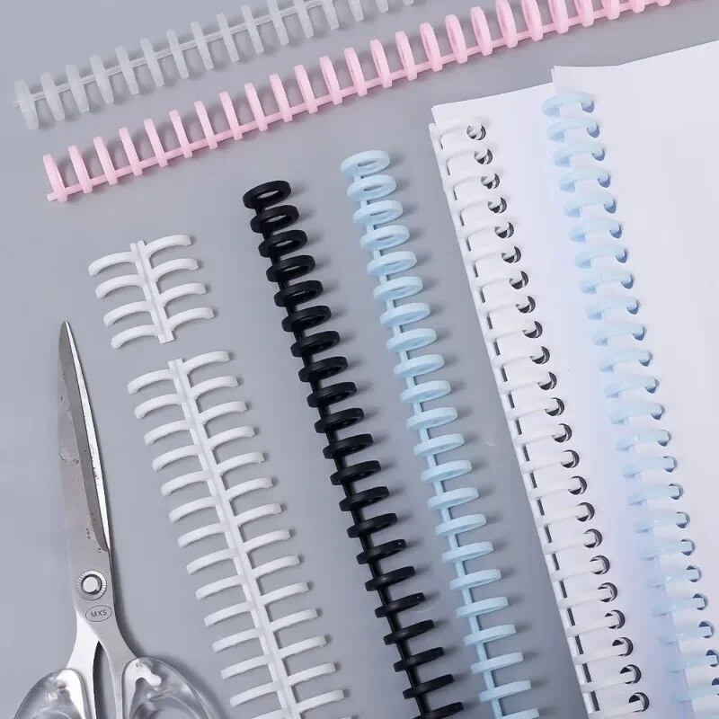 Minkšti lankstūs laisvų lapų segtuvai Žiedas iš plastiko gali būti apkarpytas Segimo kabliukas dokumentų sąsiuvinio rinkmenoms kurti biuro įrišimo reikmenys