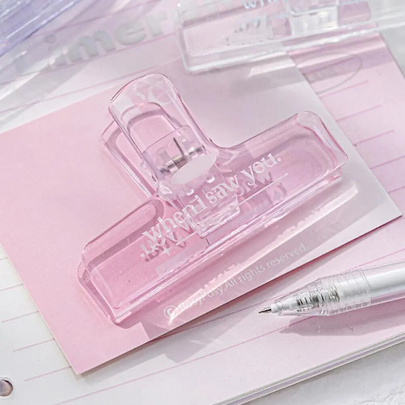 Pikad köiteklambrid, läbipaistvad plastikud, rasked, suured, suured õpetajad, õpilased, kooli, äri, paberimajandus, paberkviitungi klamber Kontor S