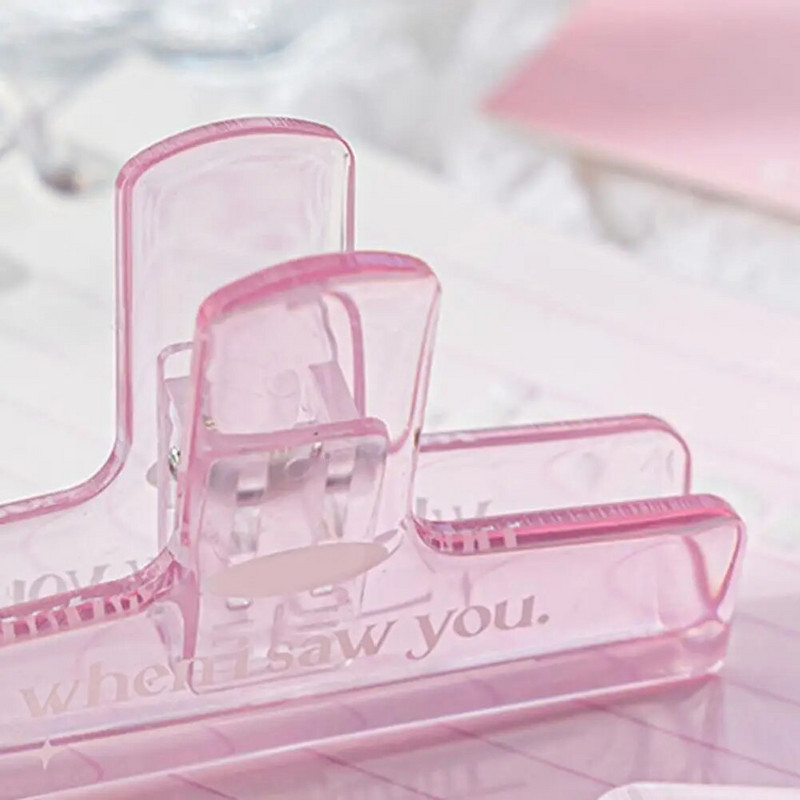 Pikad köiteklambrid, läbipaistvad plastikud, rasked, suured, suured õpetajad, õpilased, kooli, äri, paberimajandus, paberkviitungi klamber Kontor S