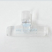 Viegls failu saspraudes, necaurlaidīgs pret kritienu, vietu ietaupaošs albuma vīles skava.