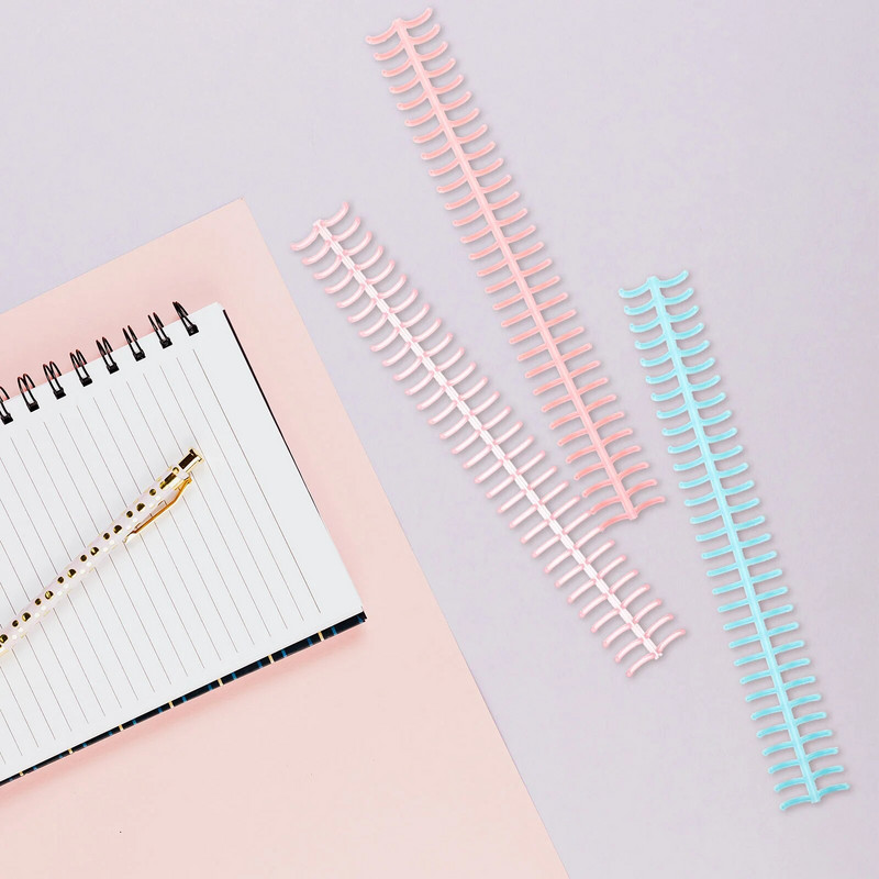 Chrbty viazania zošitov Špirálové cievky zošitov Špirálové hrebeňové väzby