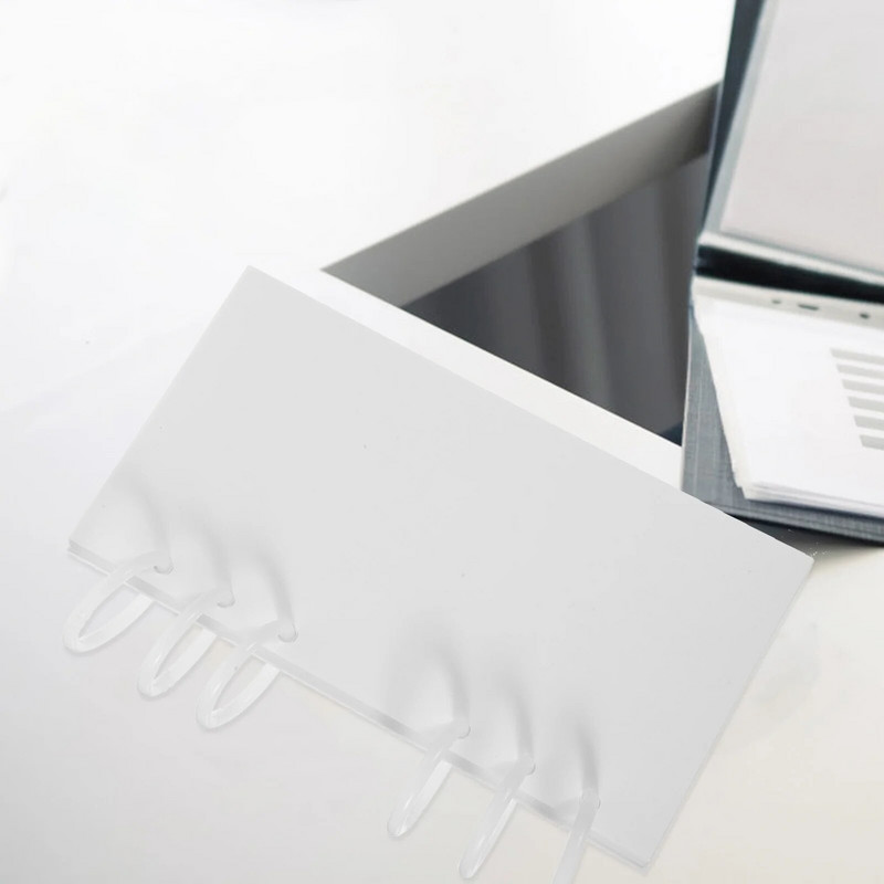 4 kastes Plastmasas gredzeni Grāmatu saspraudes Saspraudes Saspraudes Papīrs Zibatmiņas kartītes Grāmatas Sadalītas iesiešanas Lapas