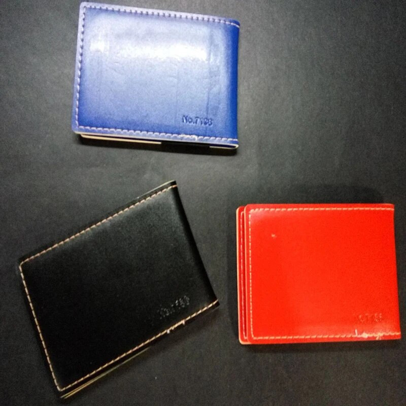 Επαγγελματική δερμάτινη θήκη πιστωτικής κάρτας Πορτοφόλι μόδας με μίνι κάλυμμα Θήκη κάρτας ταυτότητας Πορτοφόλι γραφείου Πολυλειτουργική φορητή κάρτα στοκ