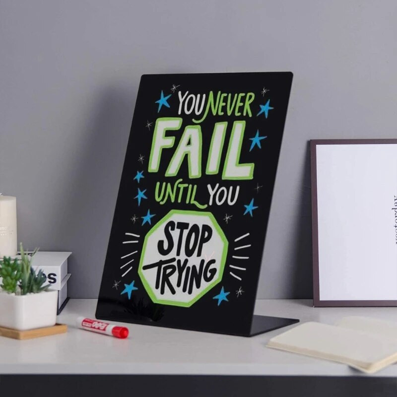 Akrila tāfele kāzu ballīšu tāfeles zīmju ziņojumu dēļi, kas paredzēti mājas dzimšanas dienas svinību kafejnīcai