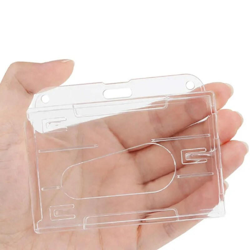 1 tk topeltmärgihoidja, vertikaalne 2 kaardimärgihoidja pöidlapesadega, kõva läbipaistev ümbriskaitse koos sissetõmmatava märgiga