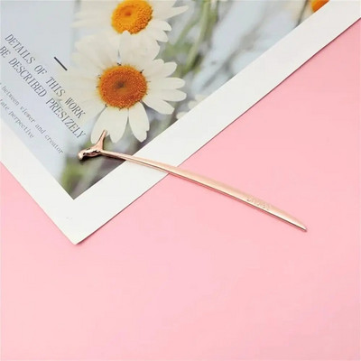 1 tk Kawaii Cat Bird Rose sulam Järjehoidja Armas loominguline värvimine Reljeef Lugemisraamat Mark Kontoritarbed Kirjatarbed