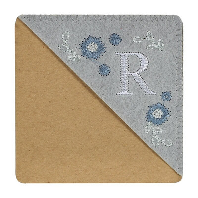 Letter AR käsitsi tikitud nurga järjehoidjad vildist kolmnurga marker Järjehoidjad kingitused lugemissõpradele lugejale õpetaja kingitus