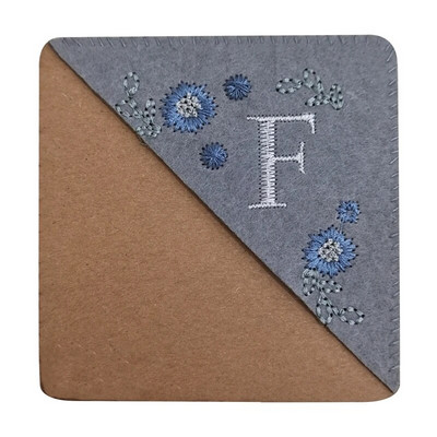 Letter AR käsitsi tikitud nurga järjehoidjad vildist kolmnurga marker Järjehoidjad kingitused lugemissõpradele lugejale õpetaja kingitus