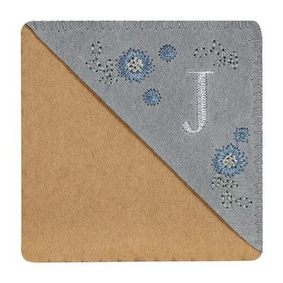 Letter AR käsitsi tikitud nurga järjehoidjad vildist kolmnurga marker Järjehoidjad kingitused lugemissõpradele lugejale õpetaja kingitus