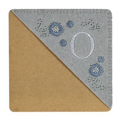 Letter AR käsitsi tikitud nurga järjehoidjad vildist kolmnurga marker Järjehoidjad kingitused lugemissõpradele lugejale õpetaja kingitus