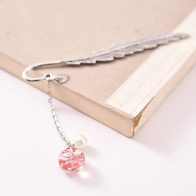 Metāla grāmatzīme Jauka multfilma Skaista, forša grāmatu lapa Atzīme Studentu kancelejas piederumi Skolas piederumi Grāmatzīmes grāmatām skolotāja dāvana