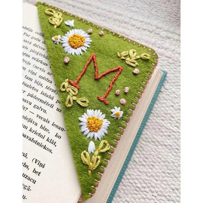 Four Seasons Personalized Embroidery Bookmarks Cute Felt Flower Hand Embroidered Corner Bookmark Stationery Letter Bookmark 2022
