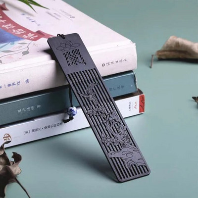 Radošas plūmju bambusa koka grāmatzīmes ķīniešu stila orhideju dobu grāmatu zīmes skolas audzēkņiem, kas lasa kancelejas preces Biroja piederumi