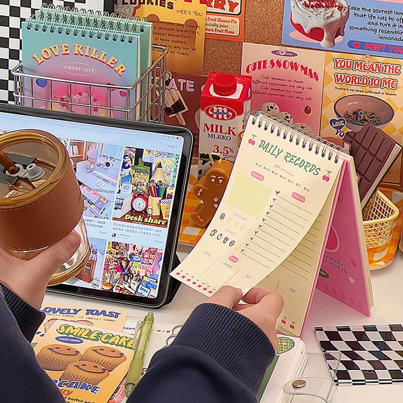 Dnevni/tjedni planer zavojnice 120 listova Dnevni red Dnevnik Pribor za 2023. Školski pribor za učenje za učenike Povratak u školu