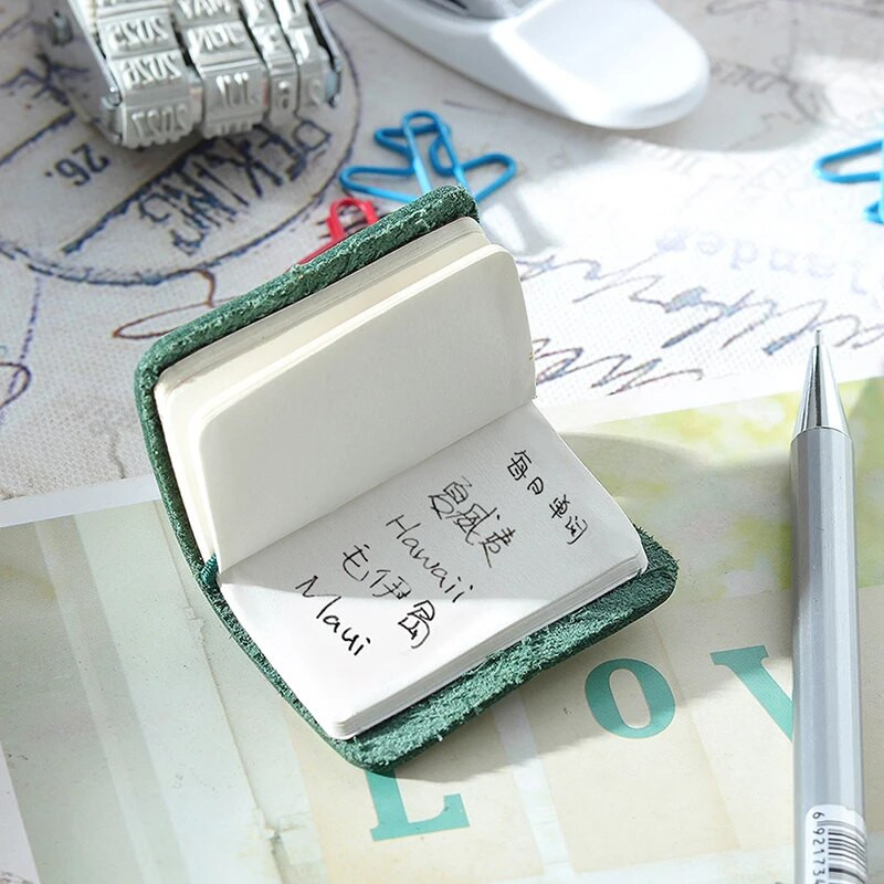 Mini kaasaskantav sülearvuti põhireisipäeviku vihik 4,6 * 2,8 cm märkmikuga päevikuraamat päevaplaneerija taskuraamatu visandivihik