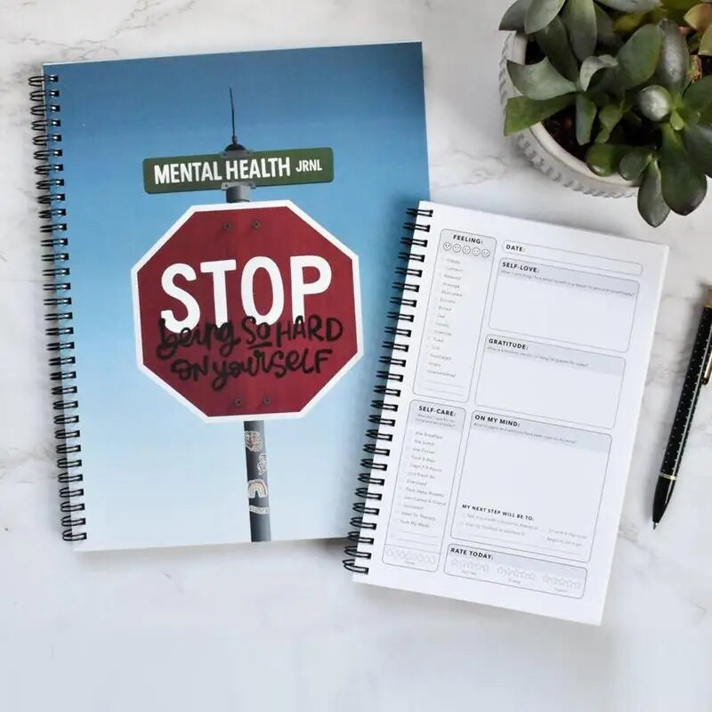 Protas Psichikos sveikatos užrašų knygelė Savidrausmės dienoraštis Padidinkite laimę Sąsiuviniai Savitarnos planavimo priemonė Mokykliniai reikmenys Daugiau laimės