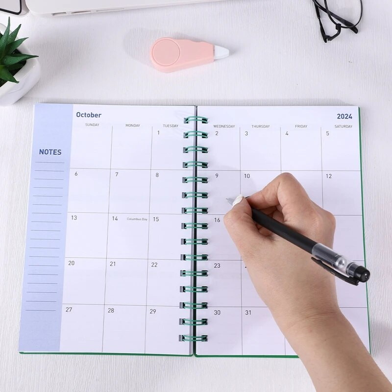 18-mesačný týždenný kalendár, zápisník A5, anglický, cievkový zošit, zákazkový prevrátený špirálový opasok, mesačný zápisník, kancelárske potreby