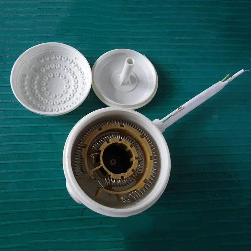 Elektriline vannitoasegistile Ümmargune dušiotsik koheselt kuumaveeboiler Suure võimsusega 5400 W Kolmekäiguline rõhuregulaator LB88