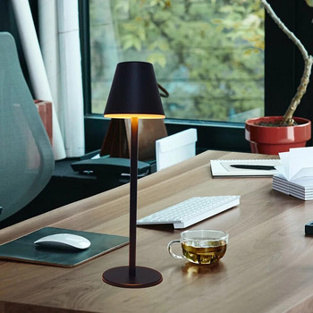 Творчески офис ресторант бар маса акумулаторна учебна четене сензорна светодиодна настолна лампа с usb порт за зареждане безжична