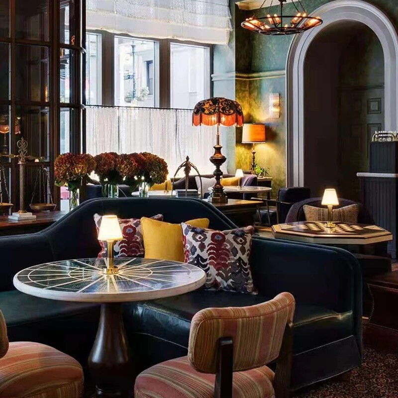 USB Restaurant Atmosphere Stolna lampa Nordic Bar Noćna svjetla za kavu Spavaća soba Art Decor Rasvjetna tijela Moderne LED stolne svjetiljke