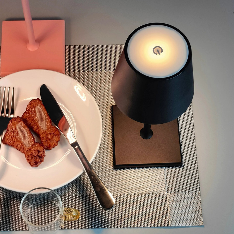 5200 mAh aku IP54 veekindel juhtmevaba Pro mini laualamp, puutetundlik, hämardatav restorani söögituppa