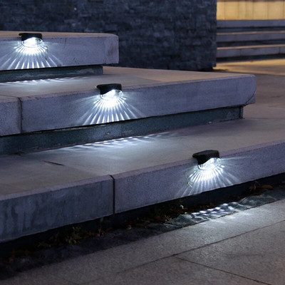 2 ks solárnych LED svetiel, vonkajších schodiskových nástenných svietidiel, chodníkov, dvorov, schodov na terasu, lampy, vodotesných záhradných dekorácií, solárnych nočných svetiel.