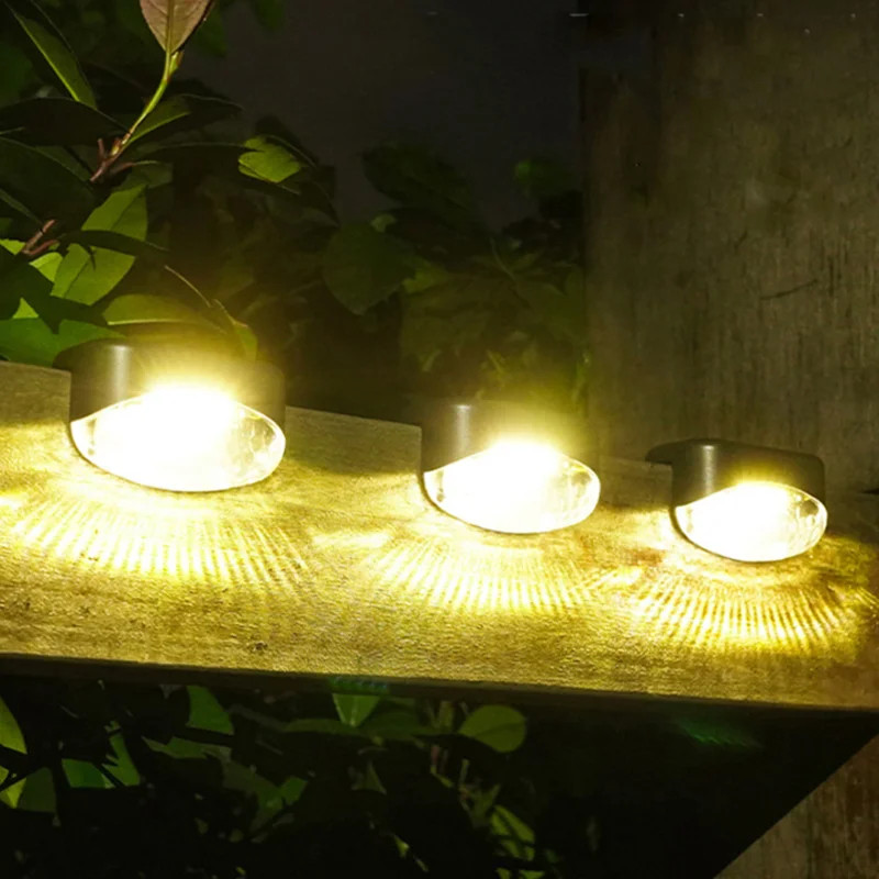 2 ks solárnych LED svetiel, vonkajších schodiskových nástenných svietidiel, chodníkov, dvorov, schodov na terasu, lampy, vodotesných záhradných dekorácií, solárnych nočných svetiel.