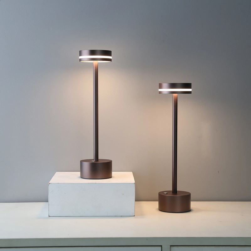 Stalinė lempa miegamojo įkraunama jutiklinio jungiklio aliuminio lempa be galo pritemdoma restorano atmosferos lempa