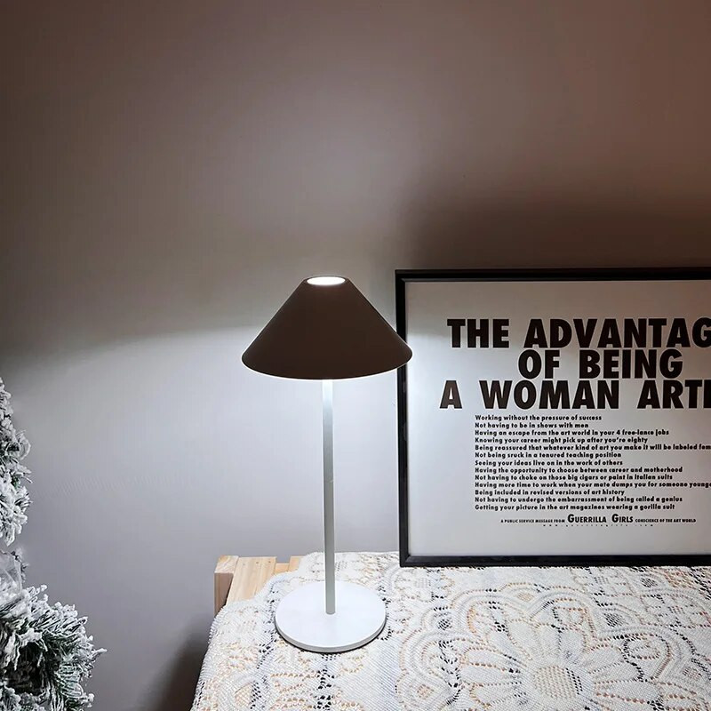 CLAETED Minimalistická prenosná LED stolová lampa 3W USB nabíjateľná nočná lampa do spálne kaviareň reštaurácia bar moderný dizajn dekorácia